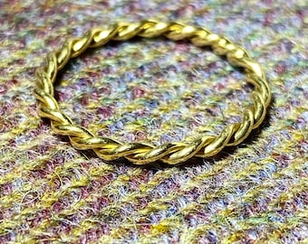 18ct gold twist ring US size 7 handmade