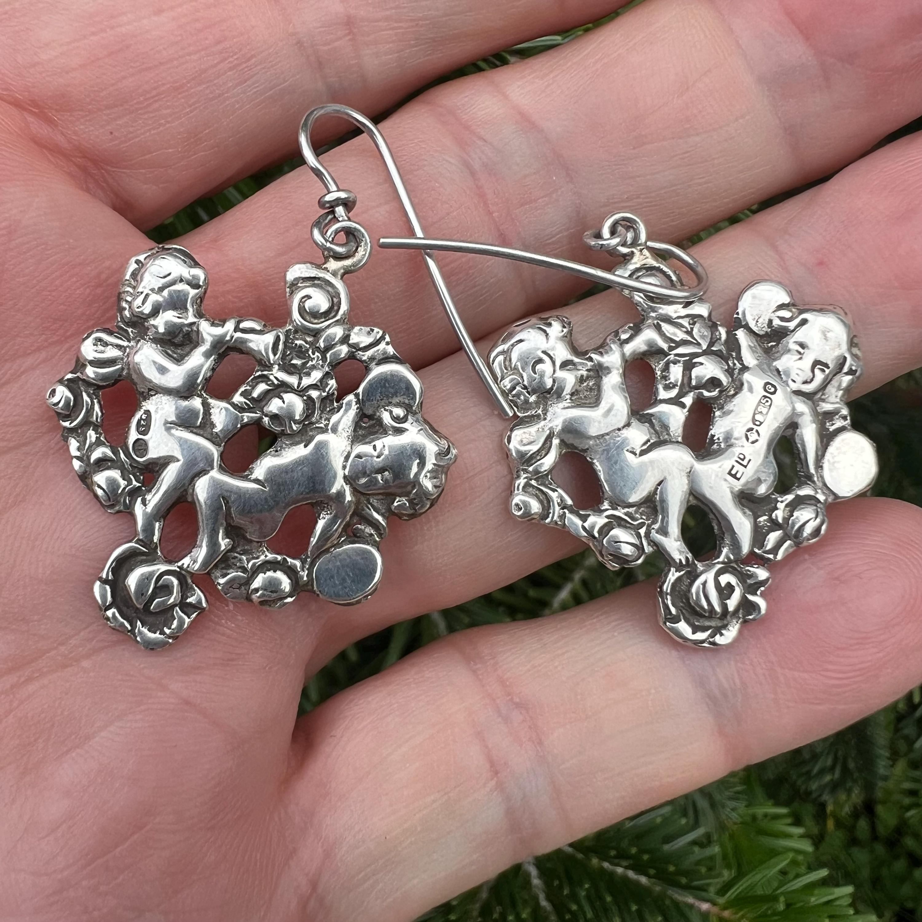 未使用品　ヴィンテージアクセサリー　天使が可愛いイヤリング　アンティーク ヴィンテージシルバーイヤリング 1960年代の天使 - Etsy 日本