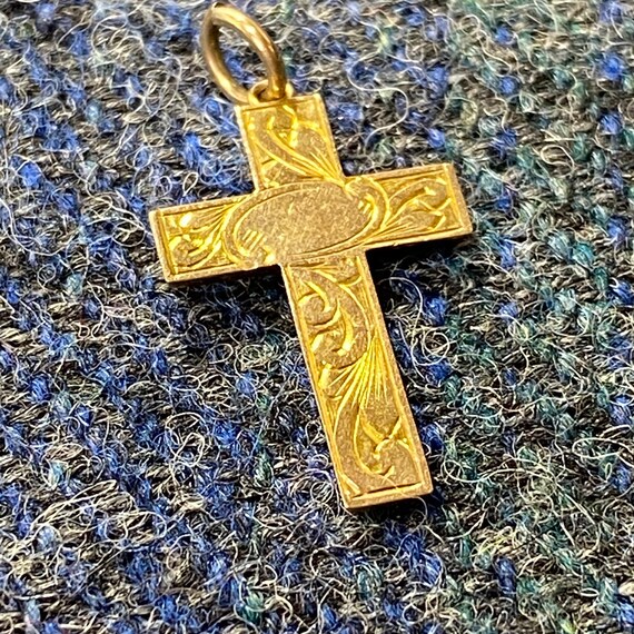 Antique Gold Cross Pendant, 9ct yellow gold Gem