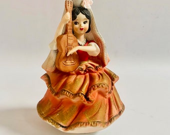 Charmante fille musicale de collection en céramique avec ukulélé, boîte à musique rotative par Sankyo Japon vintage