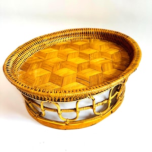Centro de mesa de ratán de bambú Khantok vintage de mediados de siglo, hecho a mano, con soporte para suelo