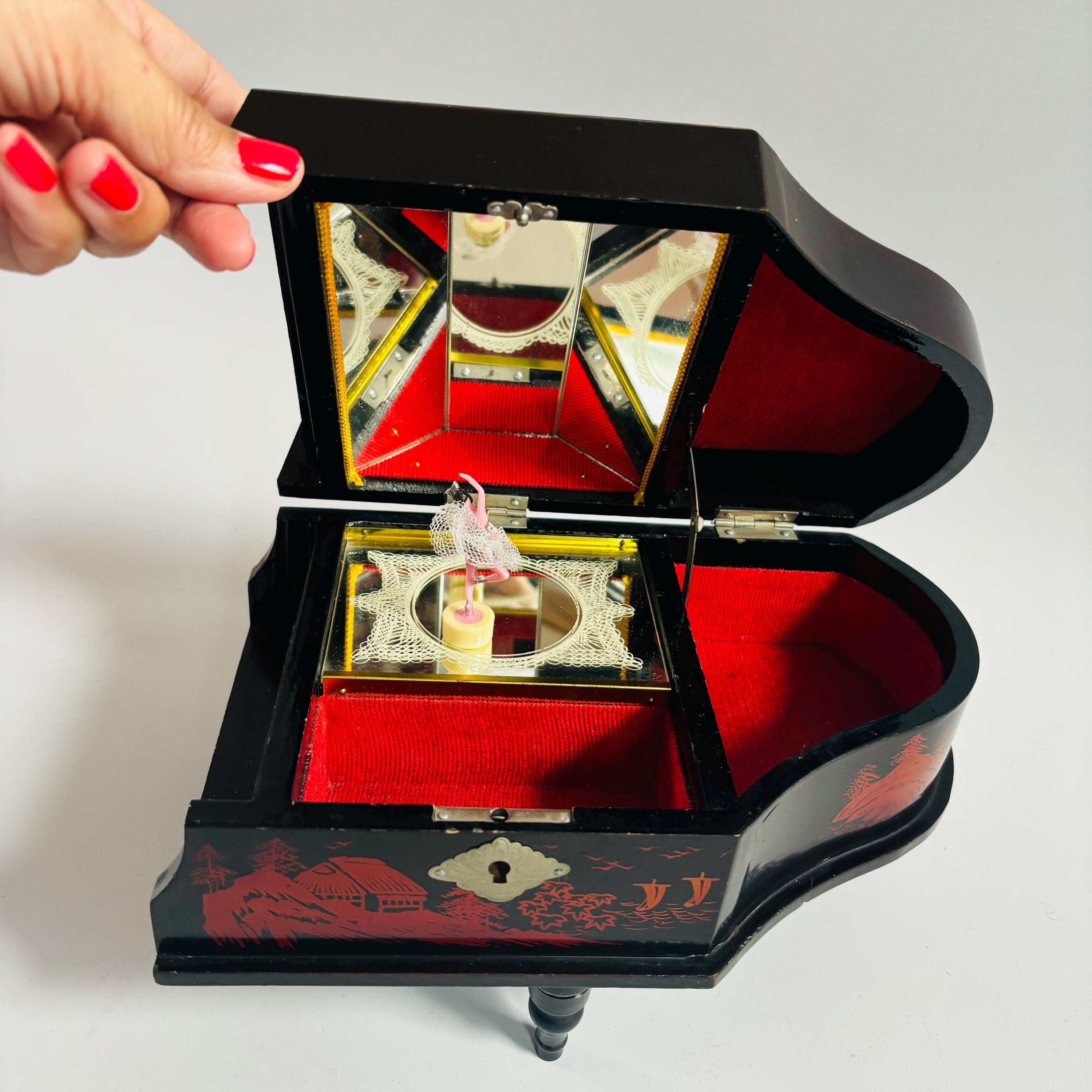 Japanese 1950's Black Lacquer Jewelry Box - Etsy