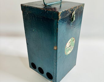 Vintage Coleman Lantern With Original Aluminum Case, Vintage