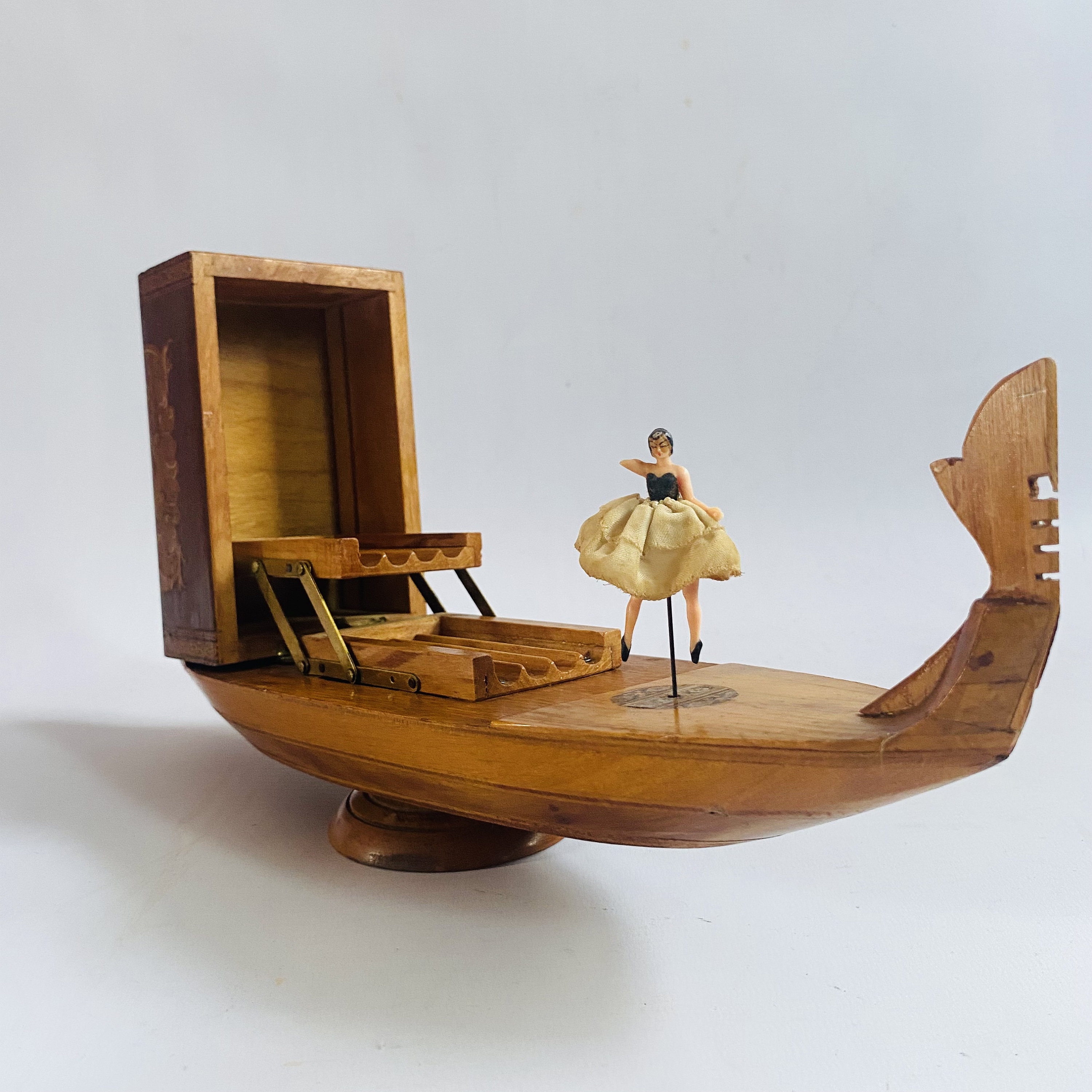Rare Vintage Sorrento La Gondola Music Box Italy 1950s Cigarette