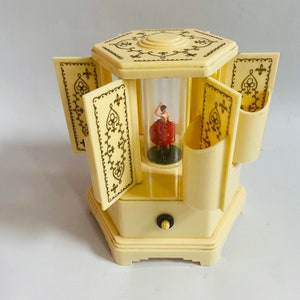 Vintage Lionvale Cigarette/lipstick Dispenser Carousel Music 