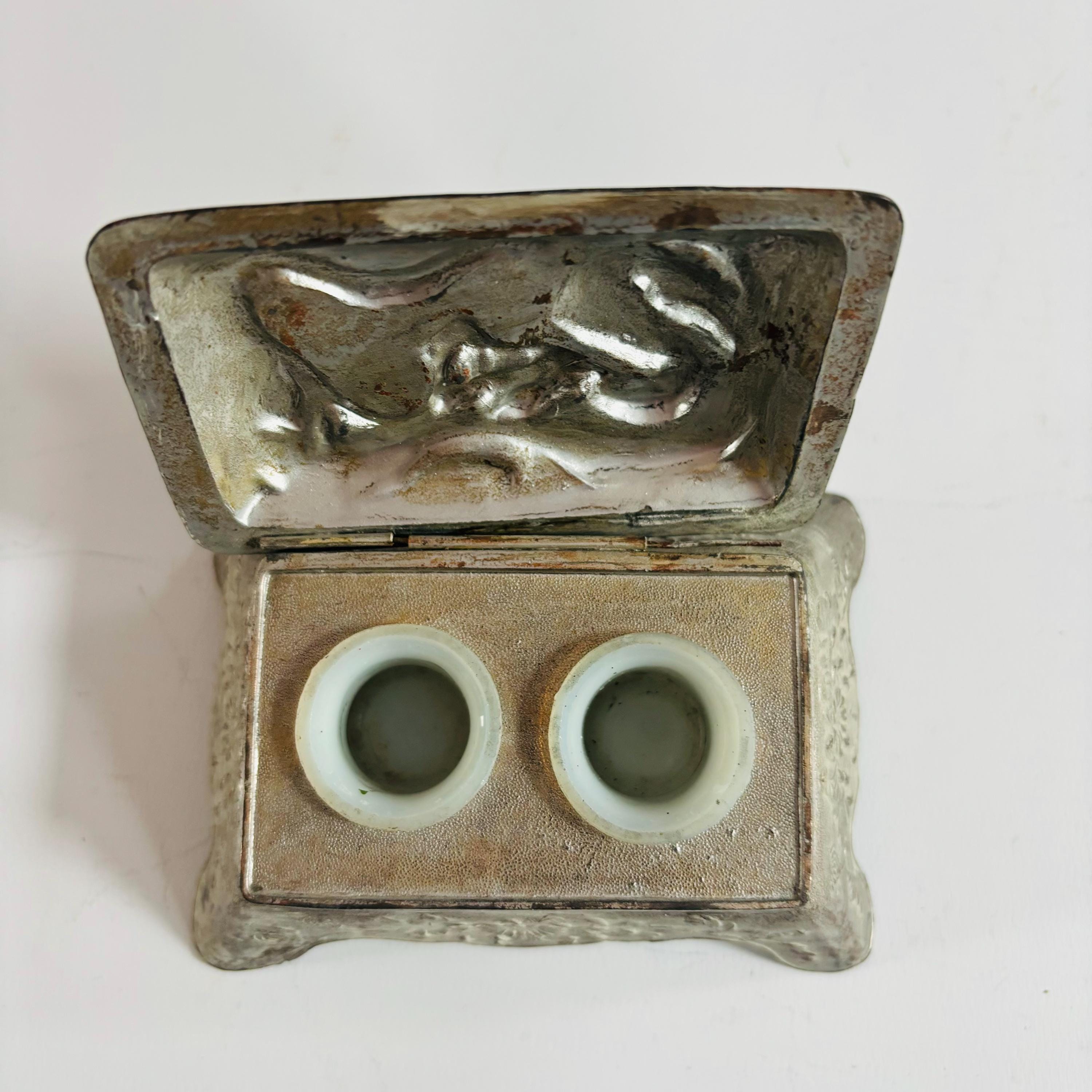 1930年代 銀製 インク壺 ドラゴン彫刻付き