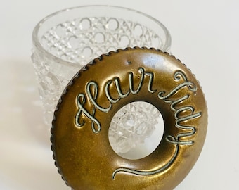 Années 1900 Rare Victorian Crystal Cut Glass et Brass Hair Tidy -Beau design / Clips de diapositives de cheveux /Bon pour les bagues et les bibelots- Souvenirs