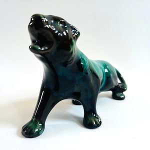 Figura de cerámica verde de mediados de siglo de Blue Mountain Pottery Panther