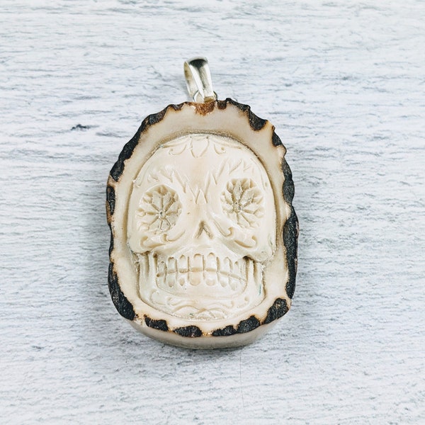 Beautiful Hand Carved Deer Antler Sugar Skull Pendant, Namaste, Yoga, Approx. 38x28mm, Gothic