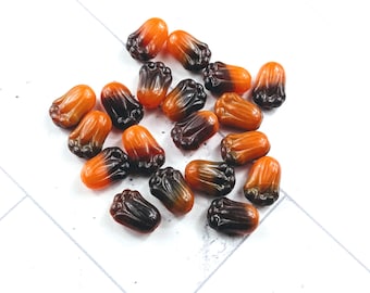 20個 オレンジチューリップフラワーチェコガラスビーズ、12 x 8 mm