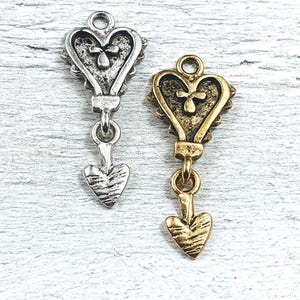 Antique Silver or Antique Gold Metal Casting Double Heart Charm, Pendant, Heart Dangle, Textured, Ornate, 57x20mm, 1pc, Love
