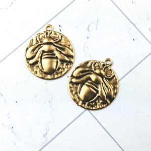 2pcs. Antique Silver Ox, Matte Gold or Rustic Brown Plated Round Bee Charms, 23x20mm, Insect