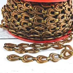 Vintage Antique Copper and Brass Link Chain, Buckle Chain, Open Back, Retro Chain, 14x13mm, Horseshoe Chain