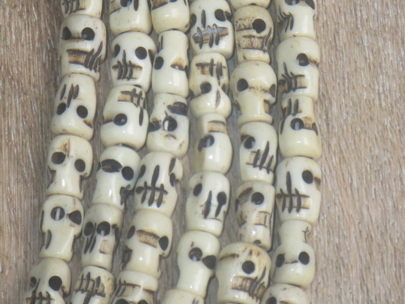 Carved Skull Skull Beads 10mm 108 Beads Skull Mala Beads Full Strand Bone Skull Tube Beads