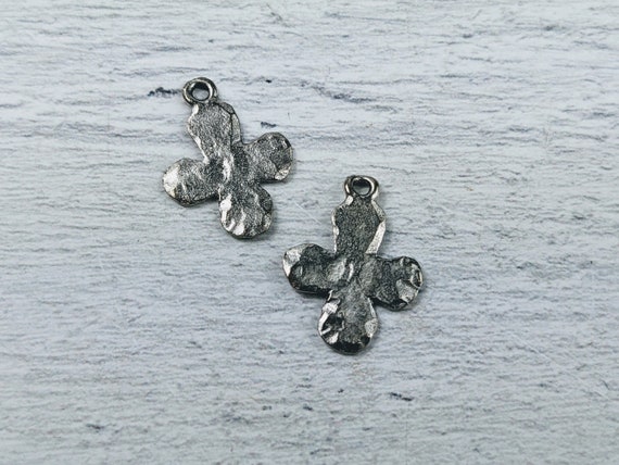 Small Cross Charms for Jewelry Making in Silver Pewter » Cross Charm