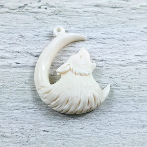 Hand Carved Buffalo Bone Howling At The Moon Wolf Pendant, Animal, 38x32mm, Nature, Wildlife