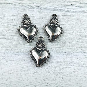 Small Antique Silver Sacred Heart Charms, 10pcs. Love,  Milago Ex Voto, 22x12mm