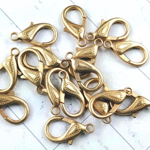 10pcs. DISCOUNTED Large Flat Matte Gold Plated Ornate Lobster Clasps, Double Sided Design, Trigger Clasp, 30x16mm, Detash