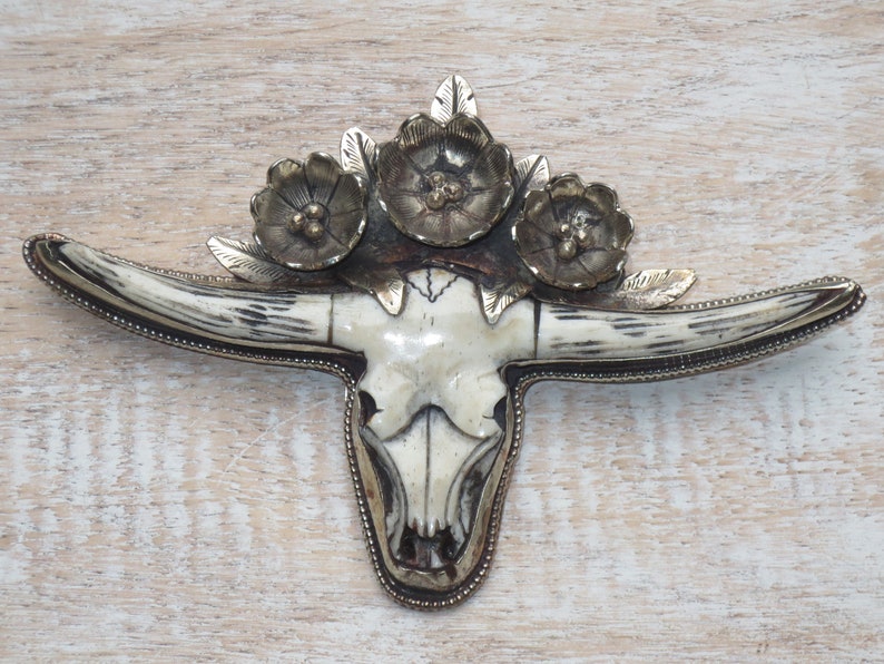 Steer Nepal Bull Bone Flower Pendant Tibetan Silver and Ox Bone Longhorn Repousse Pendant