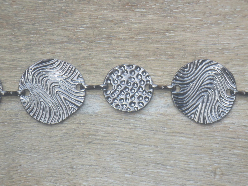 18mm and 24mm Gunmetal Textured Ornate Disc Link Chain Dotted and Striped Design