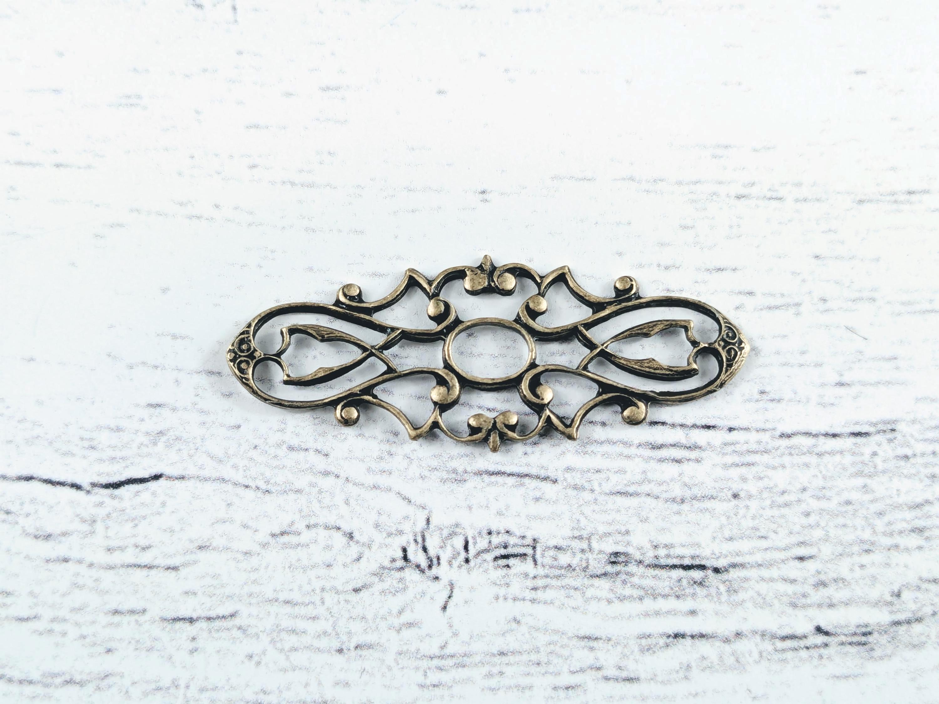 アンティーク真鍮製オックスビクトリアンスタイルフィリグリーコネクタ