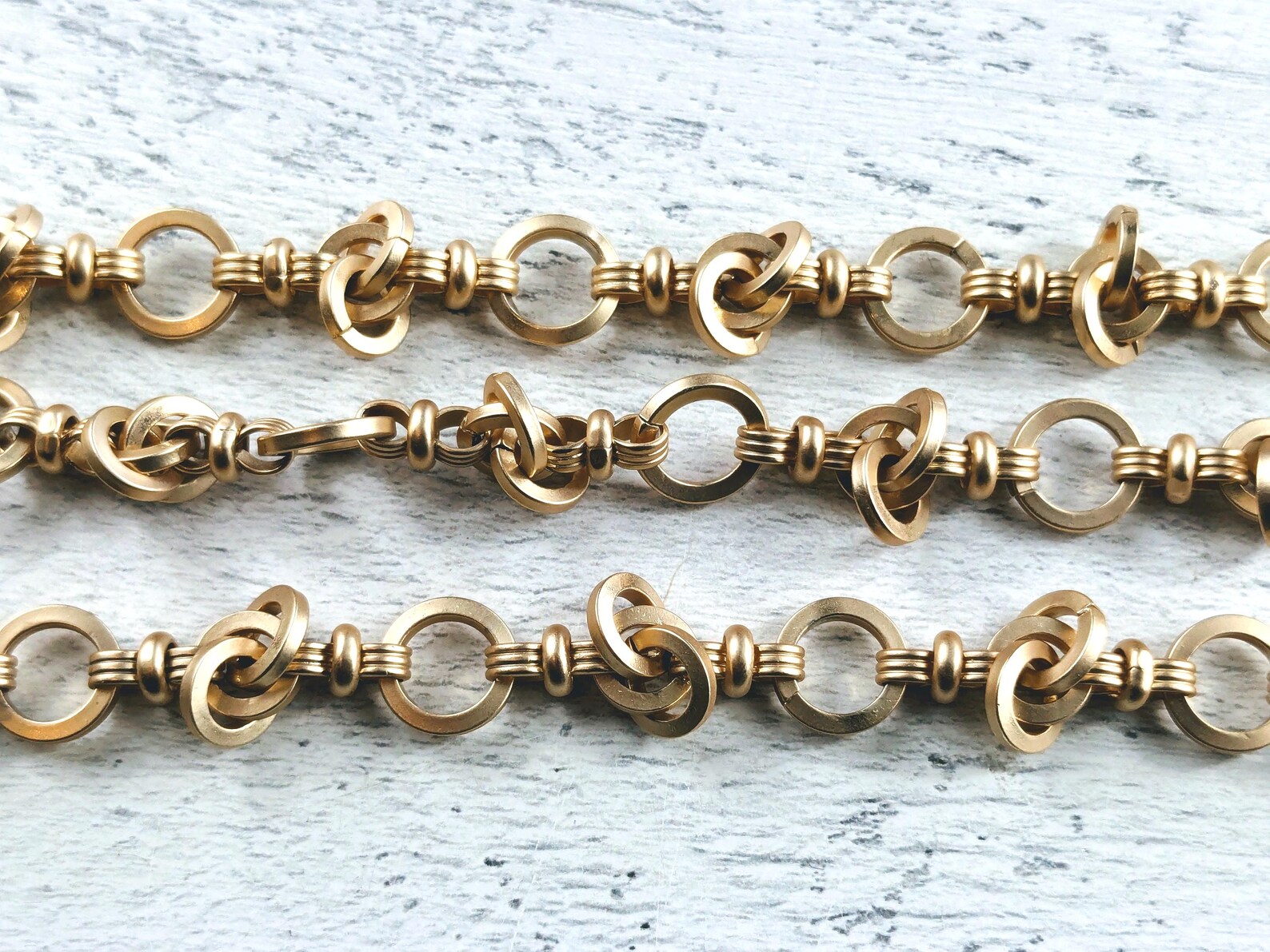 Unique Matte Gold Plated Triple Circle Link Chain, Moving Links ...