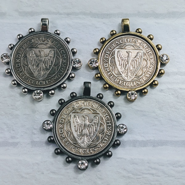 Antique Silver, Brass or Matte Gunmetal With Crystal Rhinestone Eagle Replica Coin Pendant, Shield, 1pc. Bezel, Medallion, 32mm, German