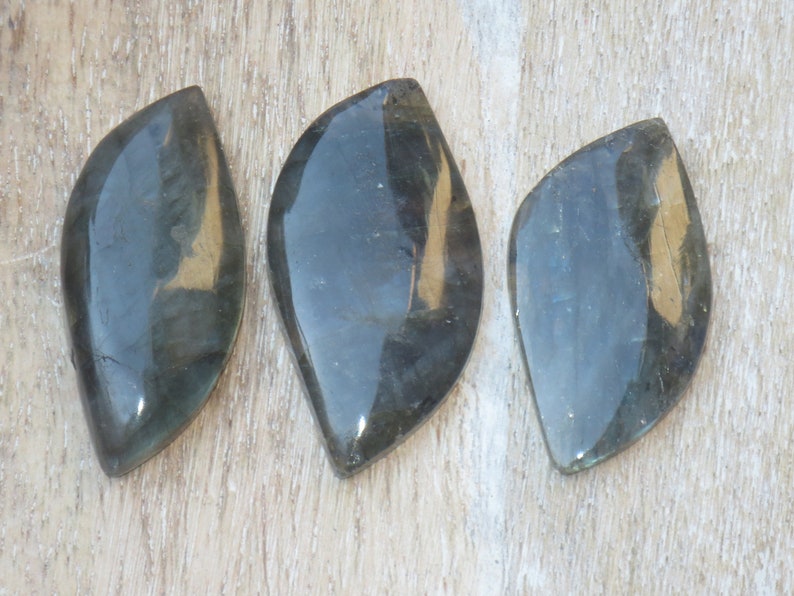 Labradorite Gemstone Double Point Cabochon Teardrop