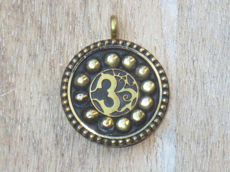 Pendant Namaste Yoga Tibetan Brass Om Round Charm