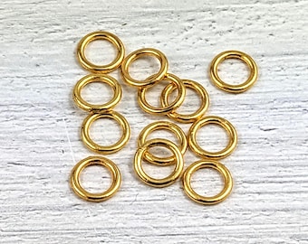 8mm Gold Plated Closed Jump Rings, 18g