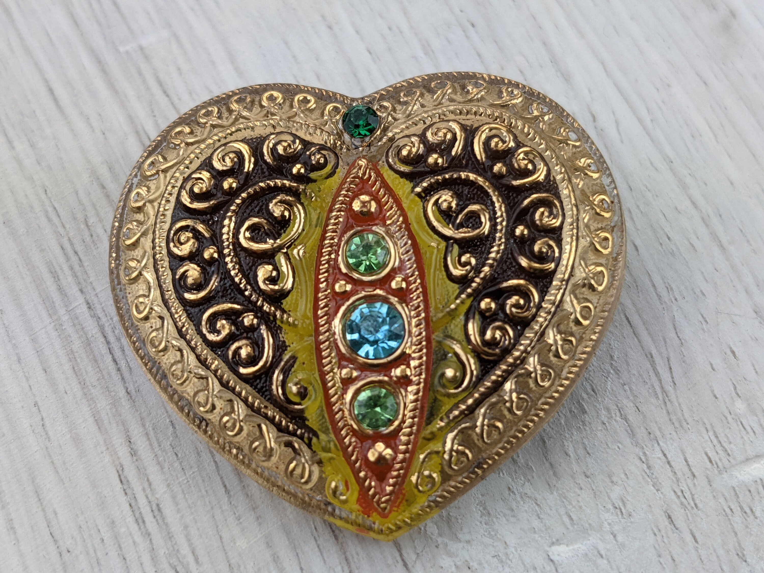 Wonderful value at 3.79 32 mm Czech glass heart buttons with Preciosa crystals 