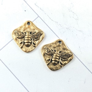 2pcs. Antique Gold Plated Hammered Bee Charm, 21mm, Insect