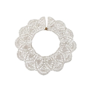 Vintage Handmade Crochet Lace Peter Pan Collar Cream Button Elegant Accessory