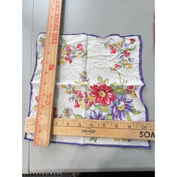 Vintage Floral Handkerchief Lot of 2 Sqaure Light… - image 5