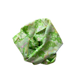 Vintage Floral Square Scarf Green Lightweight Neck Wrap Bandana Boho Hippie