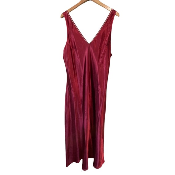 Red wine satin nightgown - Gem