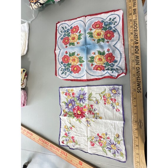 Vintage Floral Handkerchief Lot of 2 Sqaure Light… - image 2