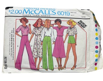 70s McCalls 6019 Misses Top Skirt Pant Or Shorts Sewing Pattern Size 10 1978 CUT