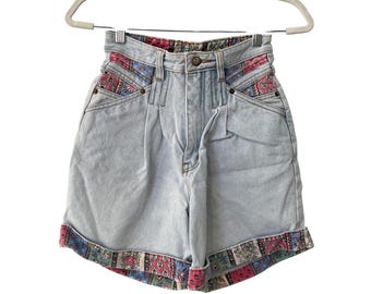 Vintage 90-tals Rio Jeanshorts Storlek 0/2 Högmidjade Mönstrade Patchwork Plisserade