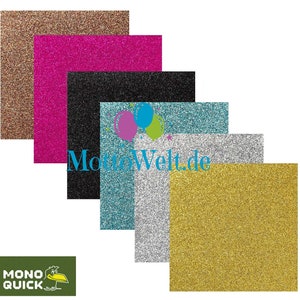 Puede incluir: Una colección de hojas de papel con purpurina en varios colores, incluyendo bronce, rosa intenso, negro, turquesa, plata y oro. Las hojas están dispuestas en capas. El texto "MottoWelt.de" es visible en la hoja turquesa. Un logotipo verde con el texto "MONO QUICK".