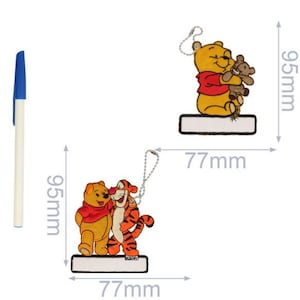 HKM 1063 Winnie the Pooh name tags iron-on patch, set of 2 pendants with pin