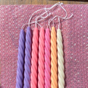 Beeswax Curled Taper Candles imagem 2