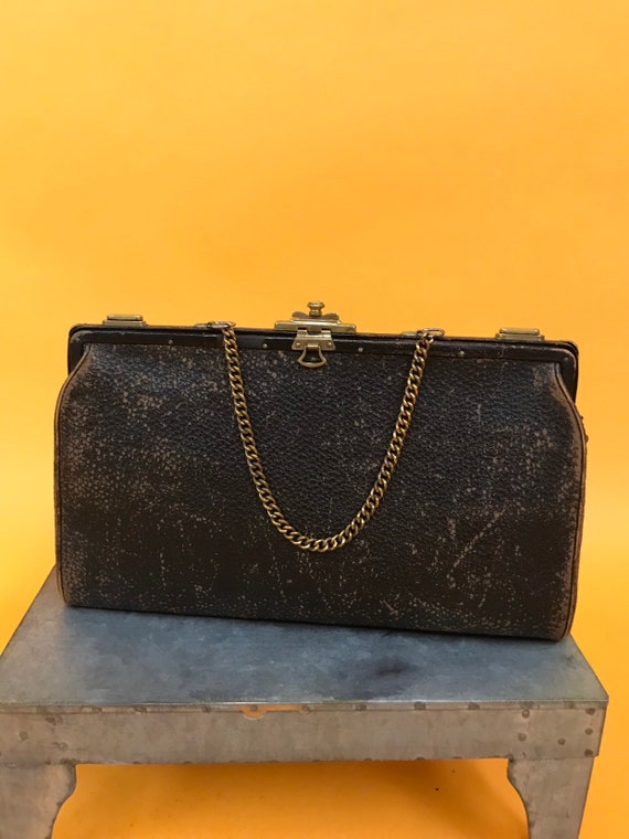 1920s clutch