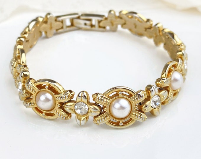 Pretty Faux pearl and rhinestone Chain Link Bracelet