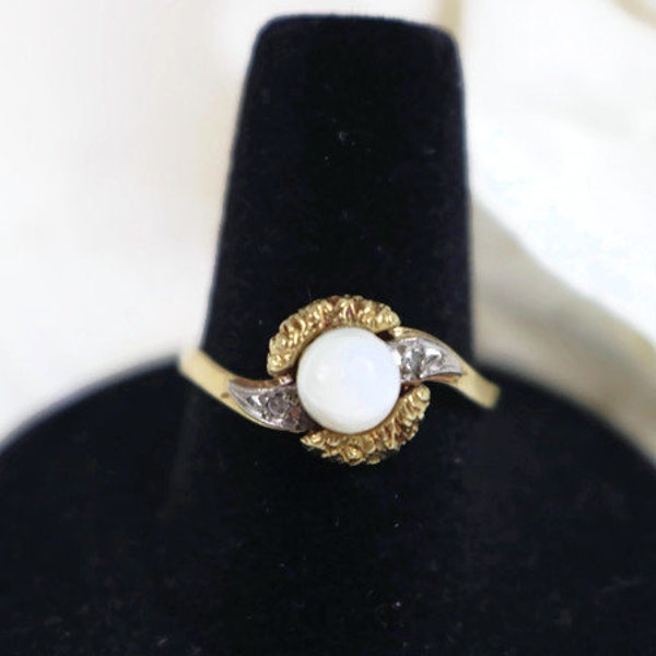 Antique 14K Gold Fresh Water Pearl and diamond Ring