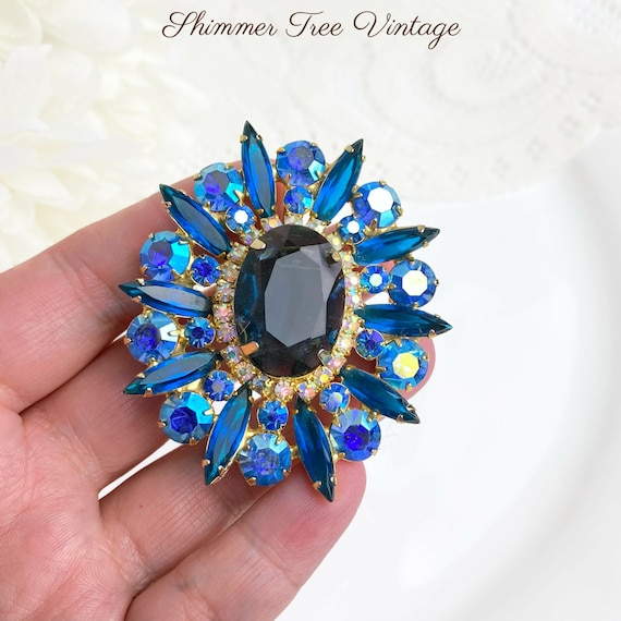 Stunning JULIANA D&E Jewelled Blue Crystal Brooch - image 7