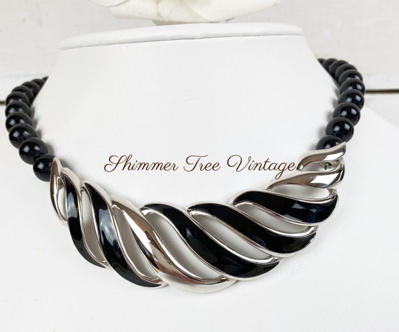 MONET signed Black and Silver Modern Bib Necklace - image 3