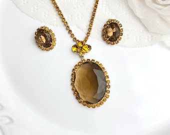 Beautiful Honey Topaz and Rhinestone Pendant Necklace Set