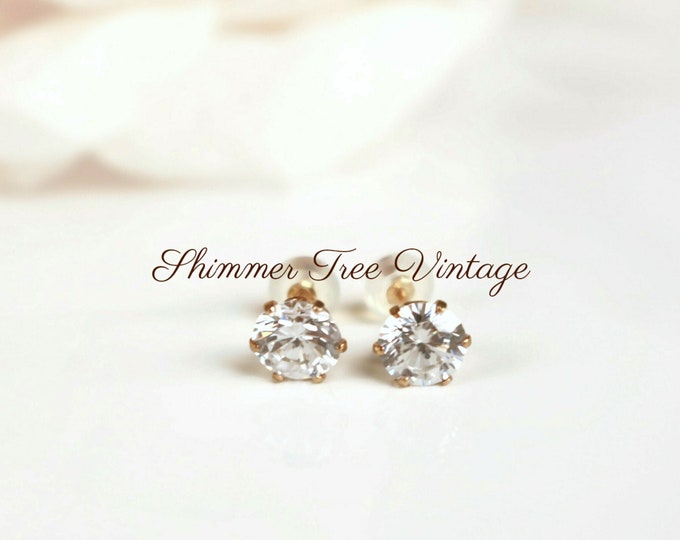 10K Yellow Gold Cubic Zirconia Stud Earrings