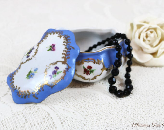 Beautiful Vintage Porcelain Turquoise blue and White Jewelry Box. Necklace not included.